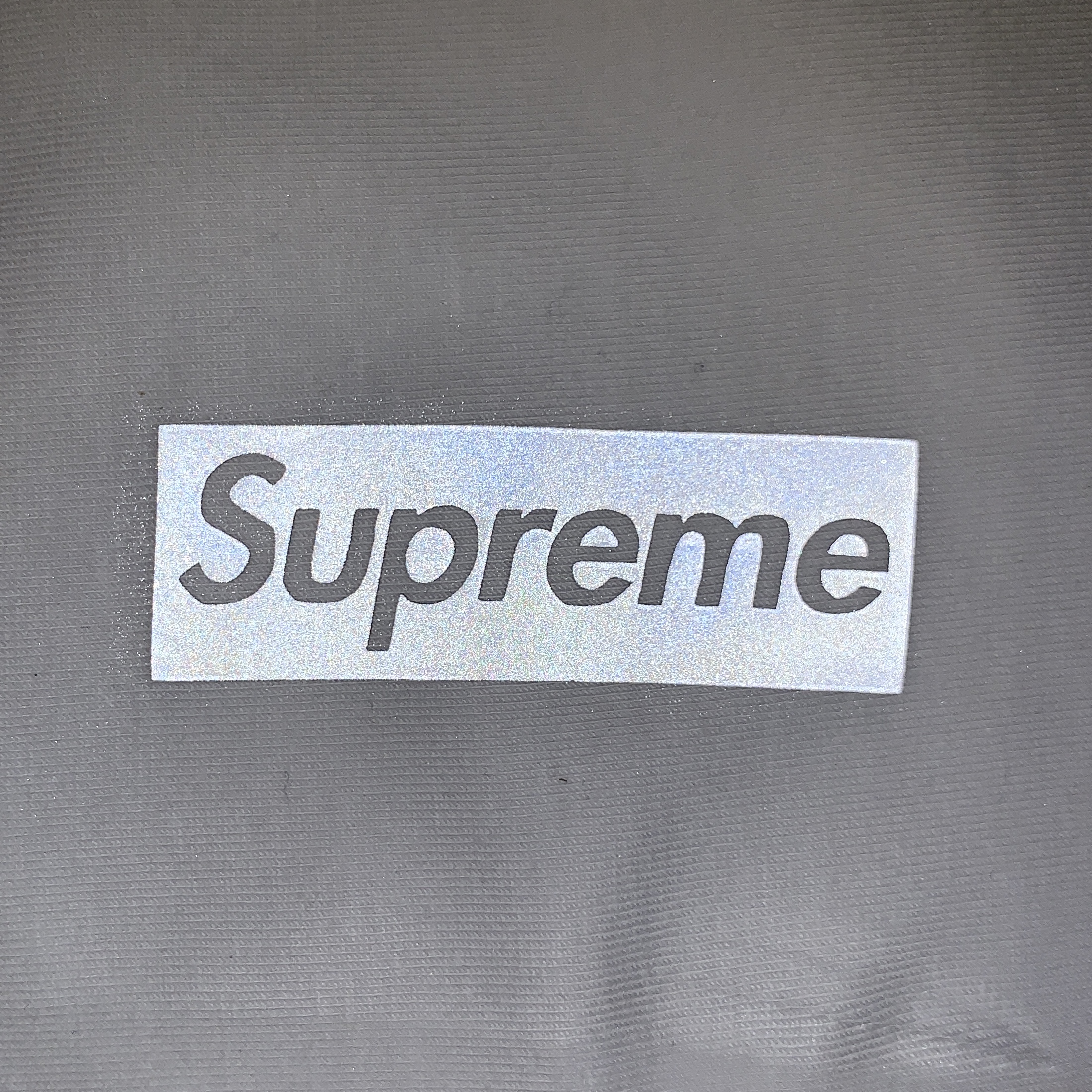 real supreme box logo
